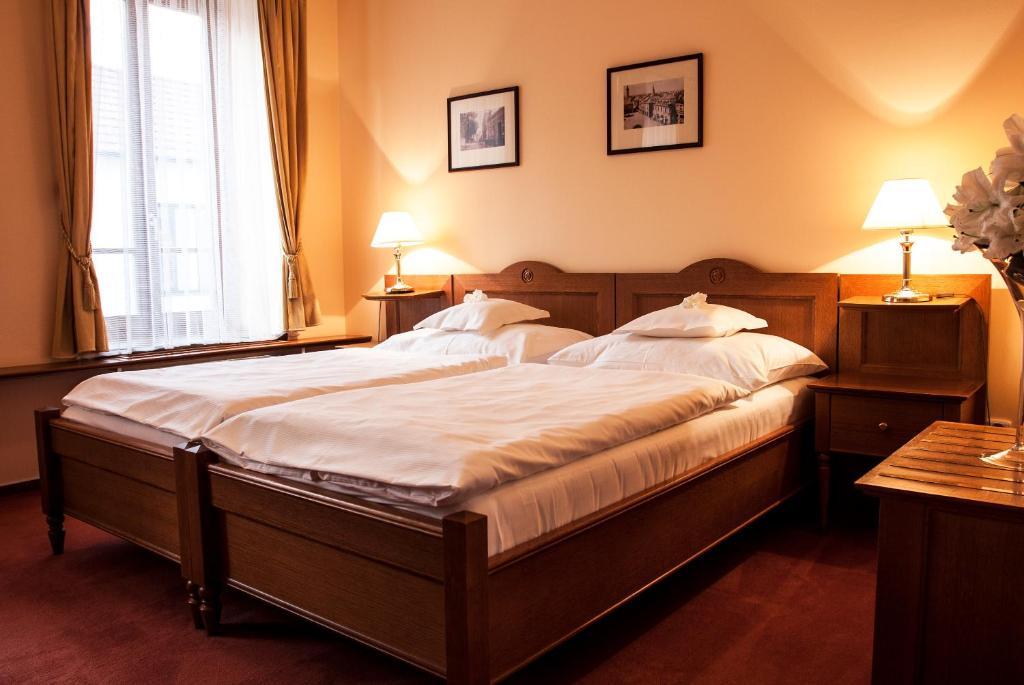 Hotel Slunce Uherské Hradiště Habitación foto